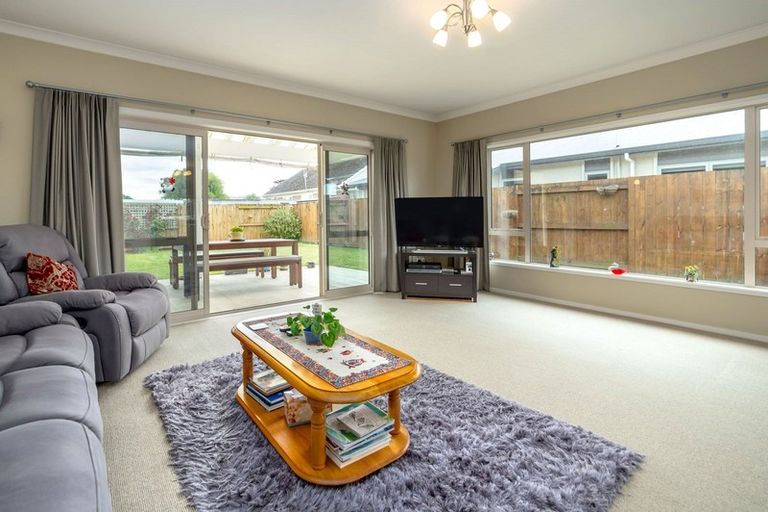 Photo of property in 63 Grey Street, Woodville, 4920