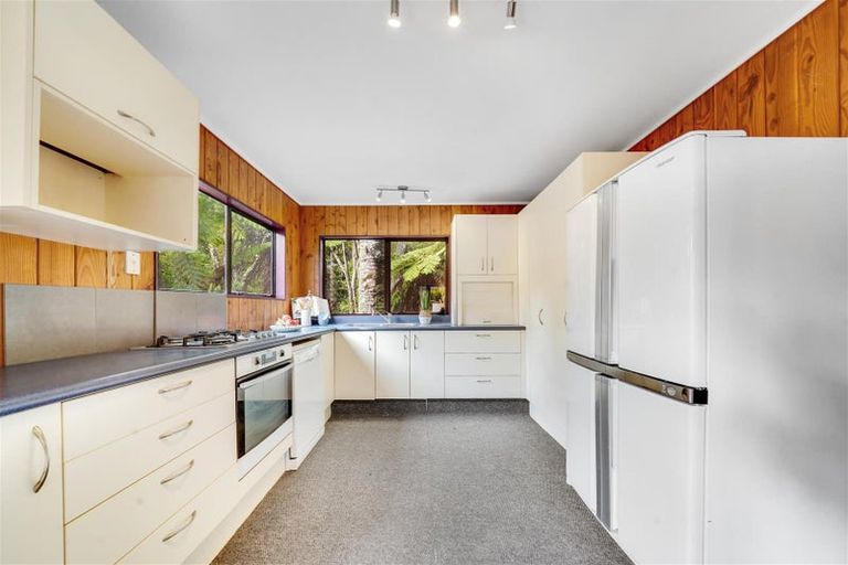 Photo of property in 94a Konini Road, Titirangi, Auckland, 0604