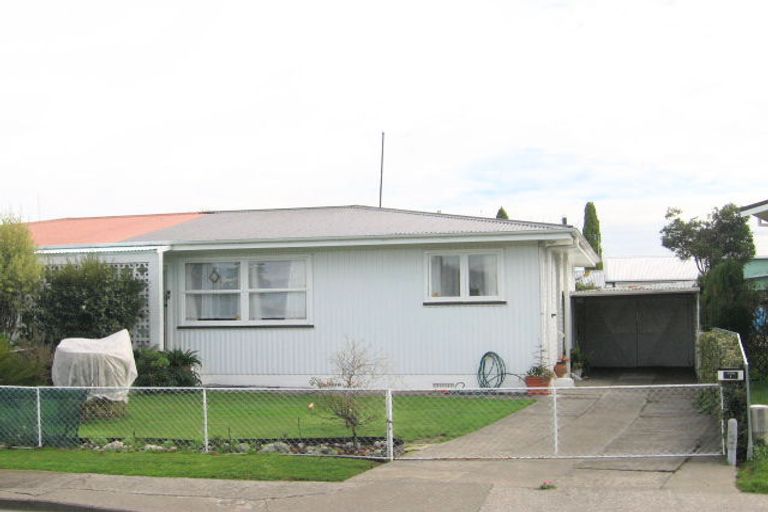 Photo of property in 2/1306 Cardiff Place, Mayfair, Hastings, 4122