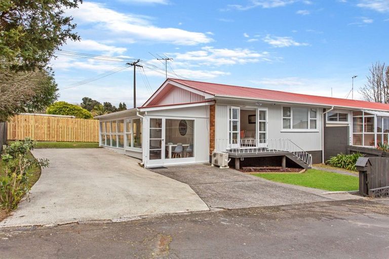 Photo of property in 3/142a Great South Road, Manurewa, Auckland, 2102