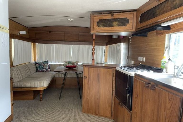 Photo of property in 39 Maunganui Road, Mount Maunganui, 3116
