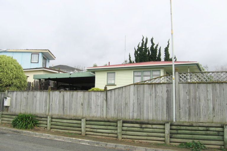 Photo of property in 7 Enfield Road, Hospital Hill, Napier, 4110