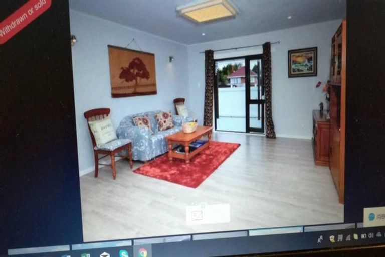 Photo of property in 3 Glen Marine Parade, Glendene, Auckland, 0602