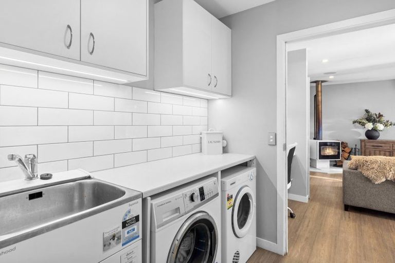 Photo of property in 10 Snowberry Street, Albert Town, Wanaka, 9305