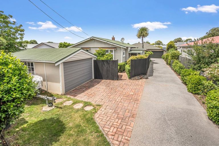 Photo of property in 130 Matsons Avenue, Papanui, Christchurch, 8053