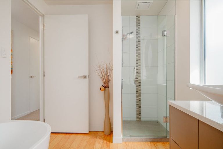 Photo of property in 93 Easther Crescent, Kew, Dunedin, 9012