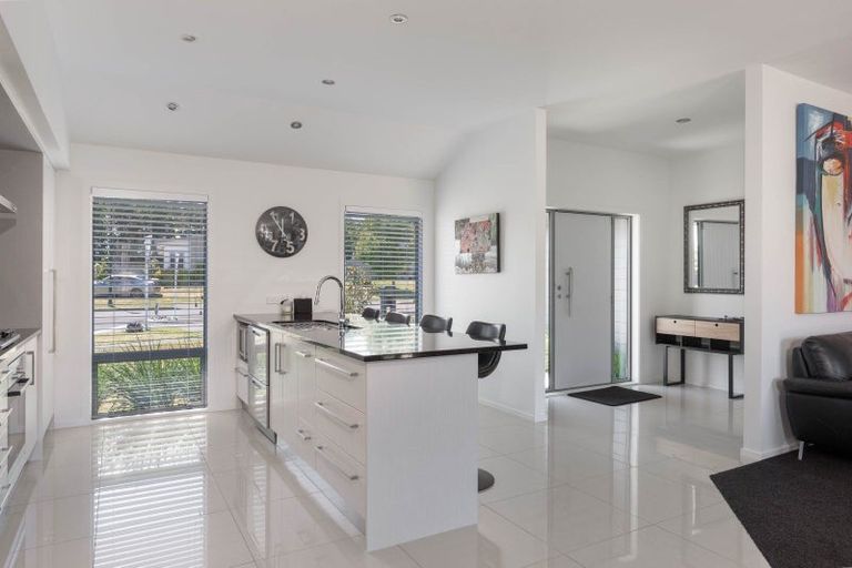 Photo of property in 120 Victory Drive, Wharewaka, Taupo, 3330