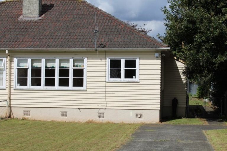 Photo of property in 12 Ranfurly Street, Dannevirke, 4930