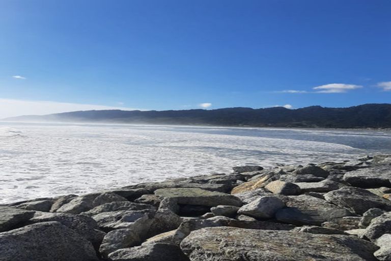 Photo of property in 53 Nelson Quay, Cobden, Greymouth, 7802