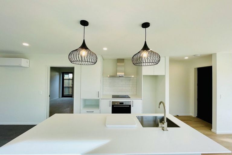 Photo of property in 3 Piopio Lane, Halswell, Christchurch, 8025