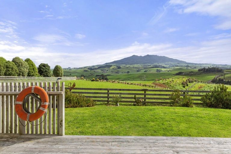 Photo of property in 218a Houchen Road, Raglan, 3295