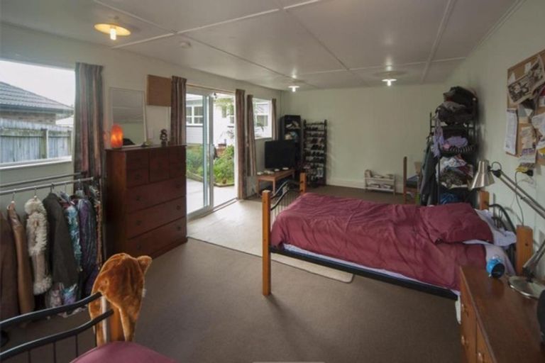Photo of property in 1/60 Salisbury Road, Birkdale, Auckland, 0626