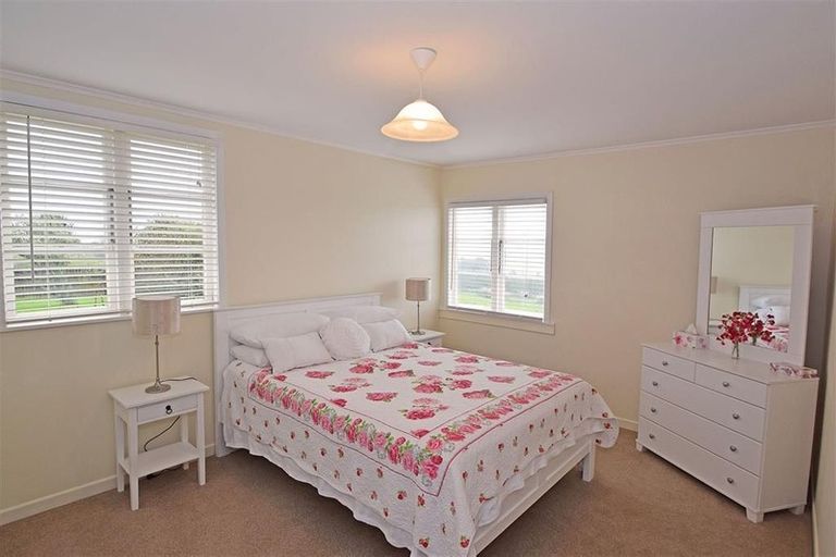 Photo of property in 14 Davis Road, Longlands, Hastings, 4172