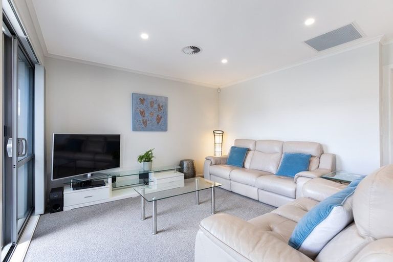 Photo of property in 15 Clifford Close, Leamington, Cambridge, 3432