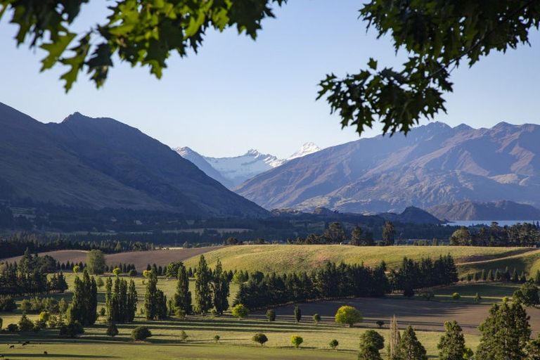 Photo of property in 673 Mount Barker Road, Wanaka, 9382