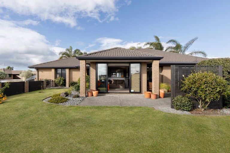 Photo of property in 63 Carrington Drive, Papamoa Beach, Papamoa, 3118