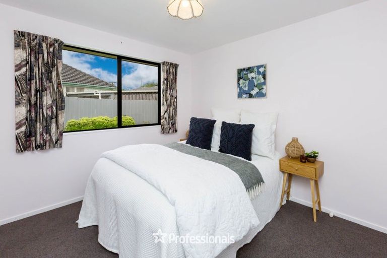 Photo of property in 2/36 Thackeray Street, Trentham, Upper Hutt, 5018