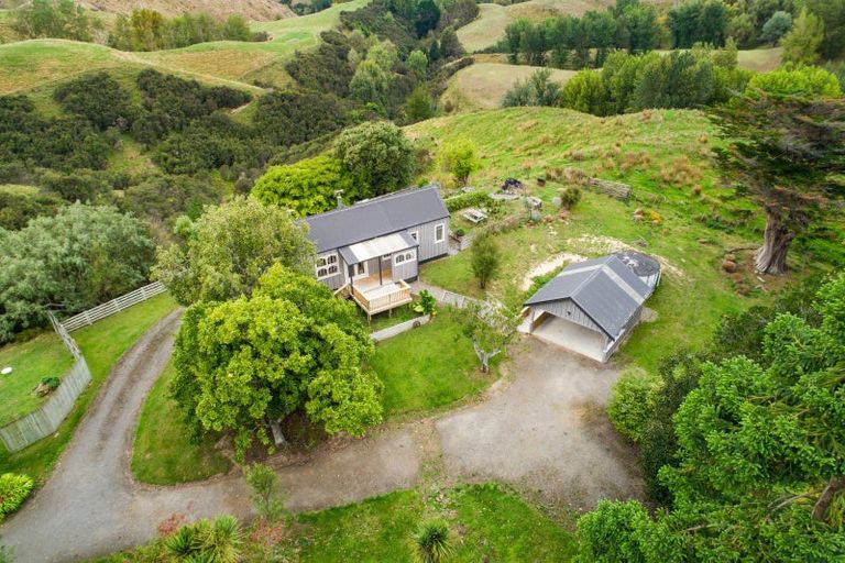 Photo of property in 428a Zigzag Road, Pohangina, Ashhurst, 4775