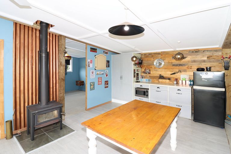 Photo of property in 359 Moreton Road, Parkvale, Carterton, 5792