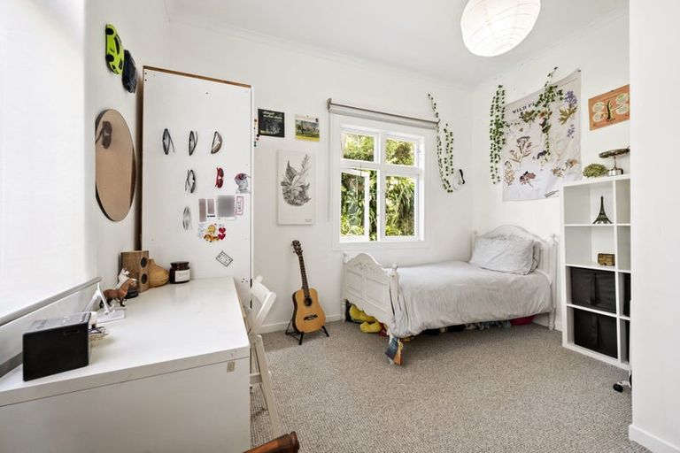 Photo of property in 64 Roseneath Terrace, Roseneath, Wellington, 6011