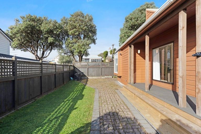 Photo of property in 24a Beauchamp Street, Karori, Wellington, 6012