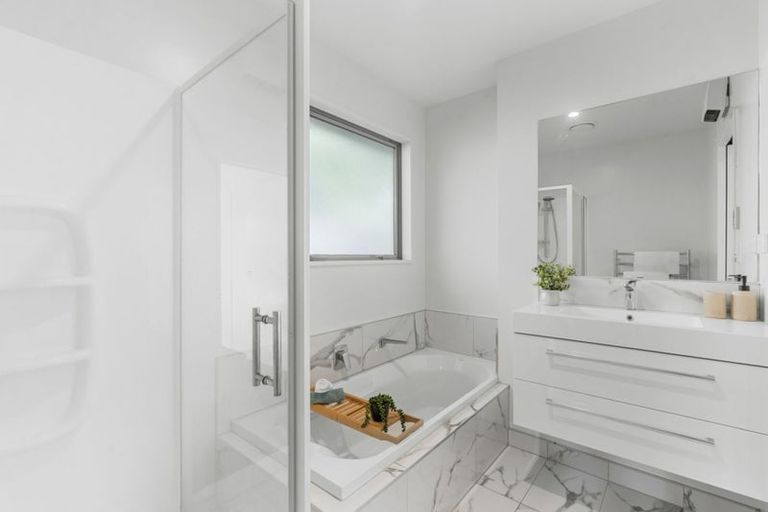 Photo of property in 5 Warhorse Gate, Halswell, Christchurch, 8025