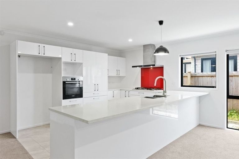 Photo of property in 11 Maioha Road, Pukekohe, 2120