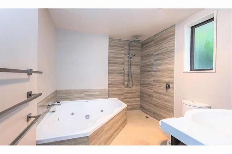 Photo of property in 37 Fern Drive, Halswell, Christchurch, 8025