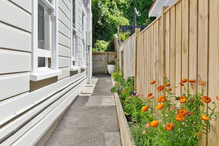 Photo of property in 500 Evans Bay Parade, Hataitai, Wellington, 6021