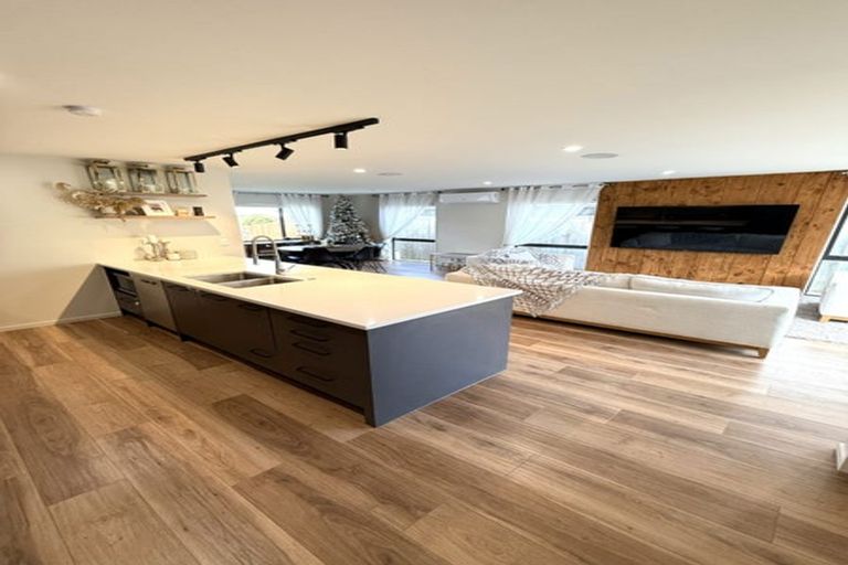 Photo of property in 40 Melgran Avenue, Papakura, 2110