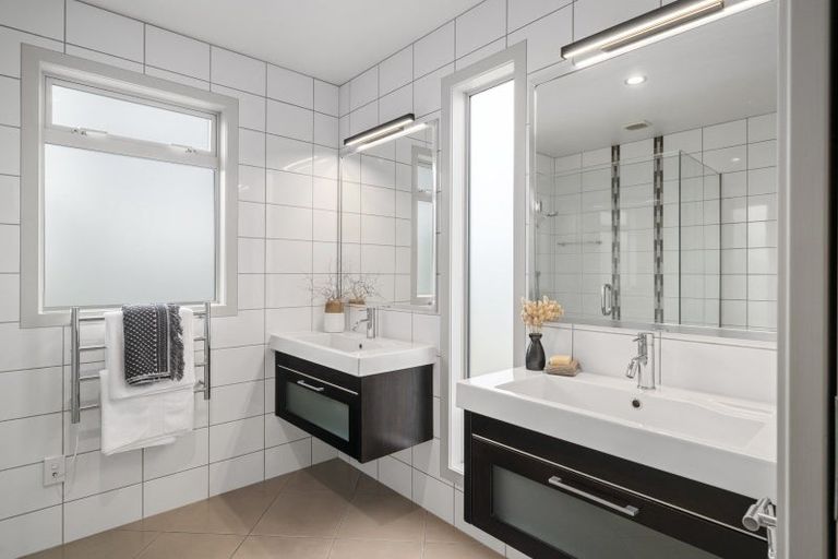 Photo of property in 28 Vaucluse Drive, Nukuhau, Taupo, 3330