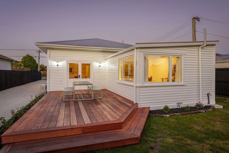 Photo of property in 102 Aylesford Street, Mairehau, Christchurch, 8013