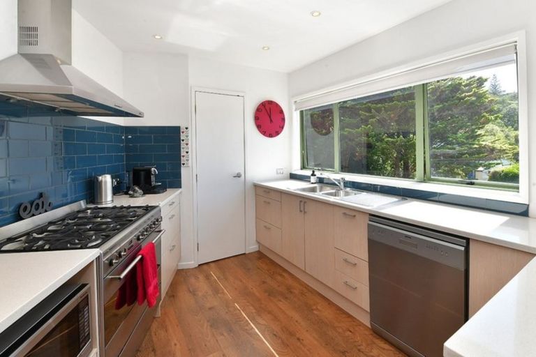 Photo of property in 49 Cochrane Avenue, Arkles Bay, Whangaparaoa, 0932