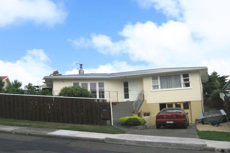 Photo of property in 42 Kandy Crescent, Ngaio, Wellington, 6035