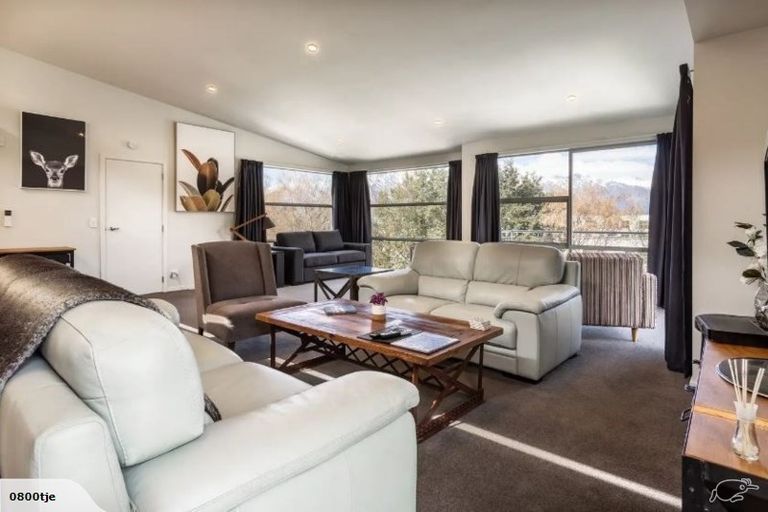 Photo of property in 18a Sainsbury Road, Fernhill, Queenstown, 9300