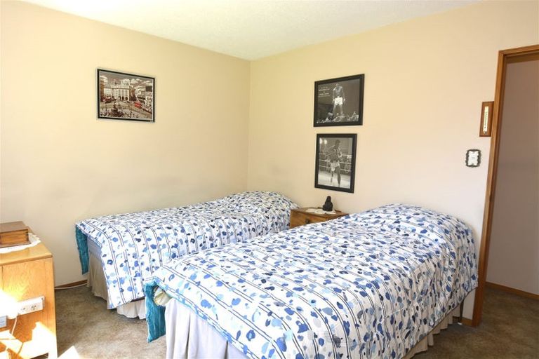 Photo of property in 90 Halswell Junction Road, Halswell, Christchurch, 8025