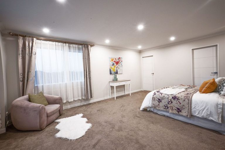 Photo of property in 44 Cirrus Way, Ranui, Auckland, 0612