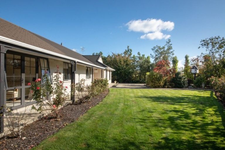 Photo of property in 898 Rongotea Road, Rongotea, Palmerston North, 4476