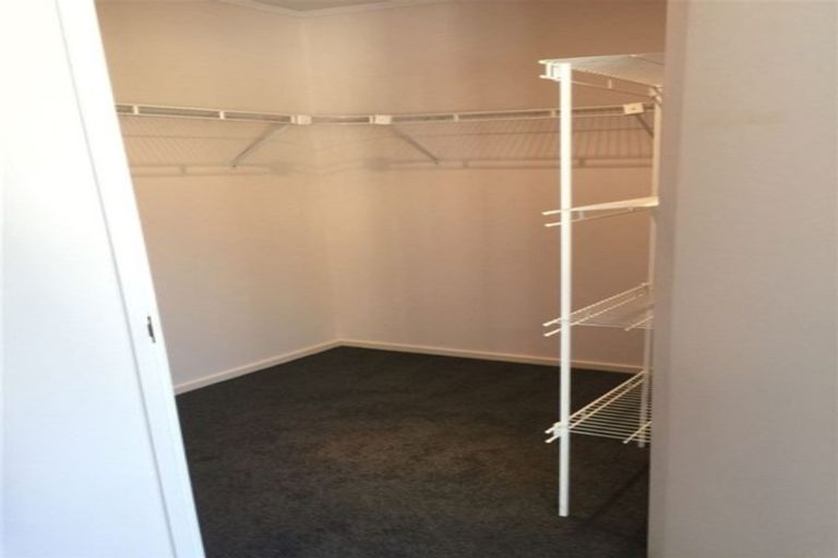 Photo of property in 1b Picasso Drive, West Harbour, Auckland, 0618