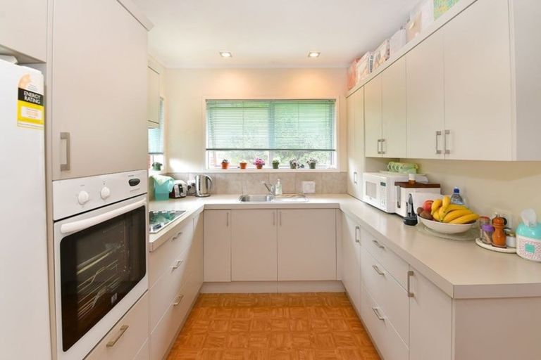 Photo of property in 2/85 Velma Road, Hillcrest, Auckland, 0627