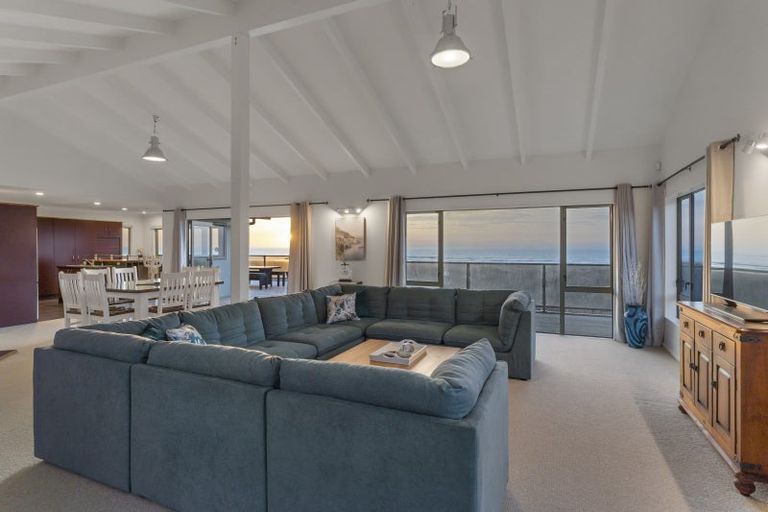 Photo of property in 9 Mariri Place, Waitarere Beach, Levin, 5510