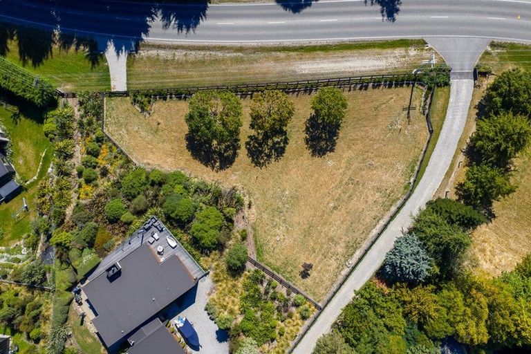 Photo of property in 22 Ballantyne Road, Wanaka, 9305