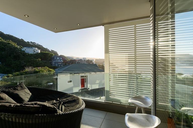 Photo of property in Alto Apartments, 2a/22 Telford Terrace, Oriental Bay, Wellington, 6011