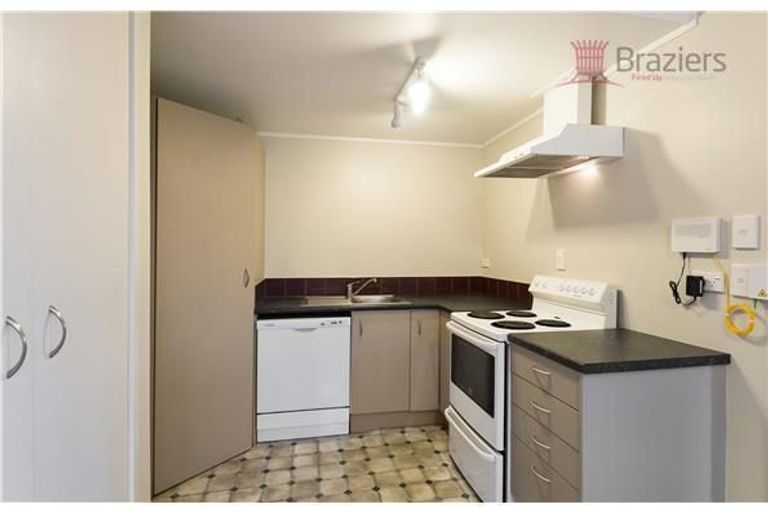 Photo of property in 6 Renfrew Street, Upper Riccarton, Christchurch, 8041