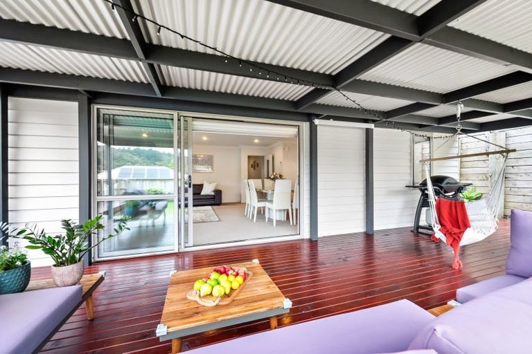 Photo of property in 10 Speldhurst Grove, Stokes Valley, Lower Hutt, 5019