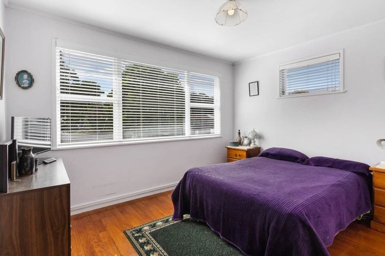Photo of property in 130 Rowandale Avenue, Manurewa, Auckland, 2102