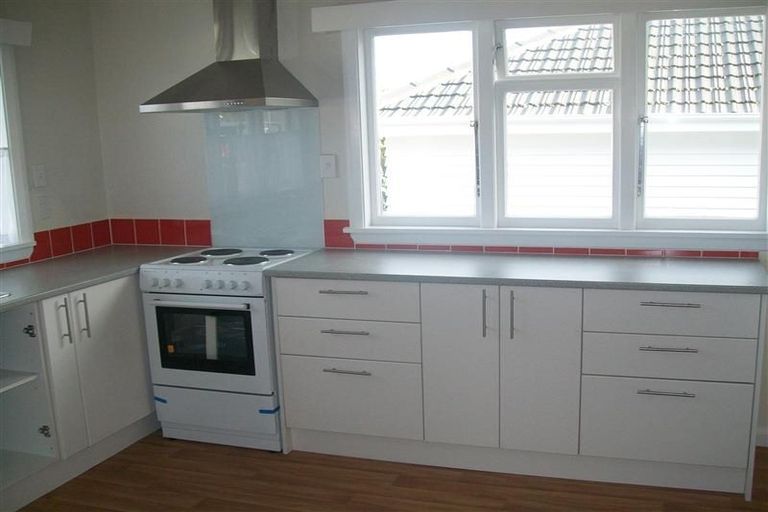 Photo of property in 153 Memorial Avenue, Burnside, Christchurch, 8053