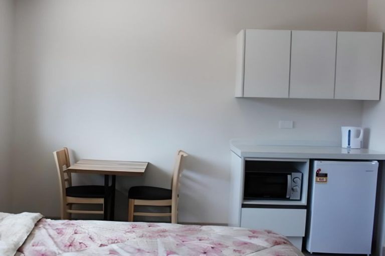 Photo of property in 48 Hooker Avenue, Bryndwr, Christchurch, 8053