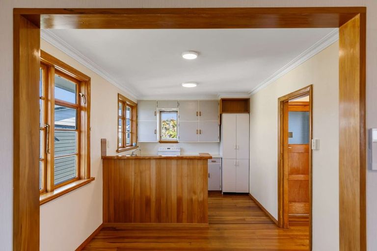 Photo of property in 36 Bowen Street, Levin, 5510