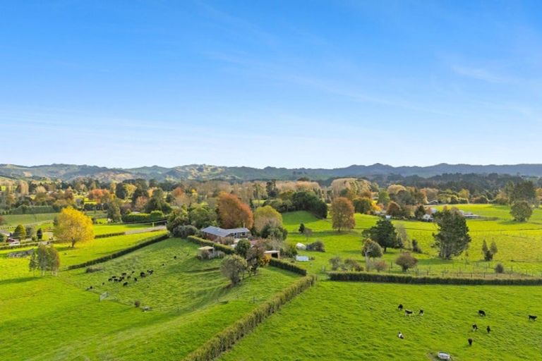 Photo of property in 2220 Kakaramea Road, Ngahinapouri, Hamilton, 3290